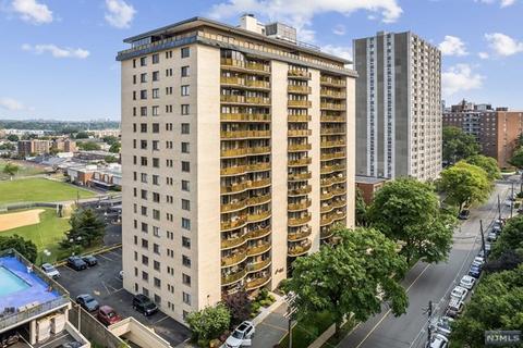 150 Overlook Ave #9G, Hackensack, NJ 07601 photo 1