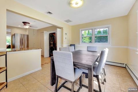 520 Newark Pompton Tpke, Wayne, NJ 07470 photo 1