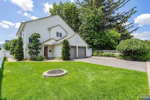 275 Hamilton Pl, Hackensack, NJ 07601 photo 1