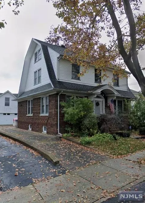 100 Schley St, Garfield, NJ 07026