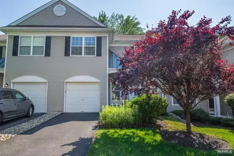71 Rock Rd, Wayne, NJ 07470 photo 1