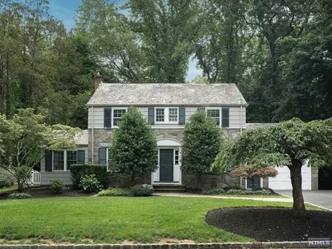 12 Windermere Rd, Montclair, NJ 07043 photo 1