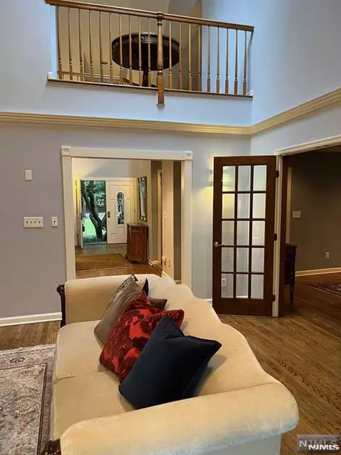 Entry Way - 25 Ackerman Rd, Saddle River, NJ 07458 photo 4 of 6