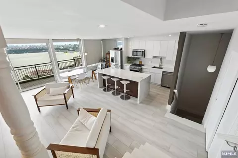 1 Horizon Rd # 1424, Fort Lee, NJ 07024
