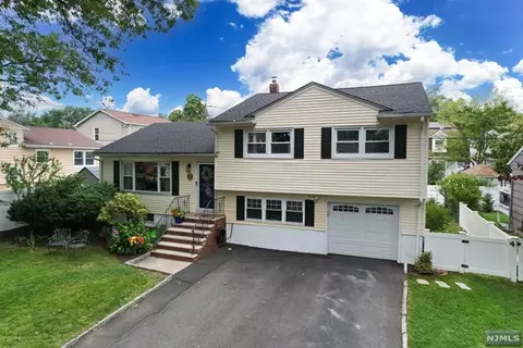 10 Huck Rd, Bloomfield, NJ 07003 photo 1