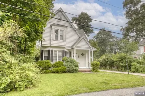 25 Blanche Ave, Demarest, NJ 07627 photo 1