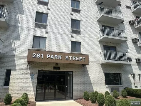 281 Park St #5I, Hackensack, NJ 07601 photo 1