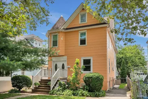 73 Clinton Pl, Hackensack, NJ 07601 photo 1