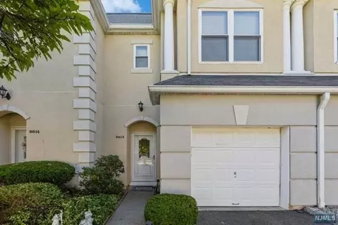 8613 Brittany Dr, Wayne, NJ 07470 photo 1