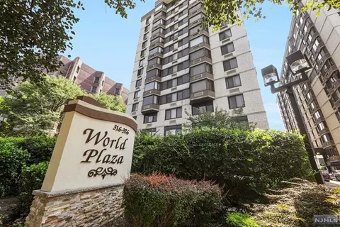 326 Prospect Ave #11D, Hackensack, NJ 07601 photo 1