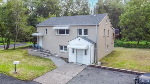 155 Kent Ave, Wayne, NJ 07470 photo 1