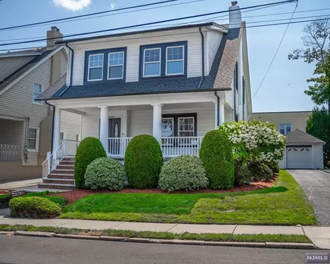 16 Alger Ave, Hasbrouck Heights, NJ 07604