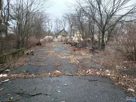 224 W Englewood Ave, Englewood, NJ 07631