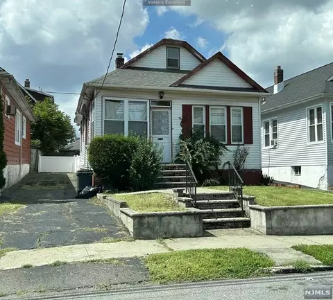 124-128 E 30th St, Paterson, NJ 07514