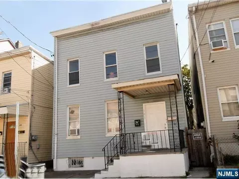 181 Beech St, Paterson, NJ 07501 photo 1