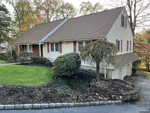 46 Ingraham Ter, Wayne, NJ 07470 photo 1