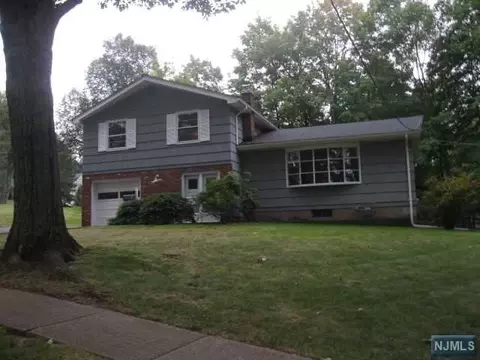 89 Harrison Rd, Wayne, NJ 07470 photo 1