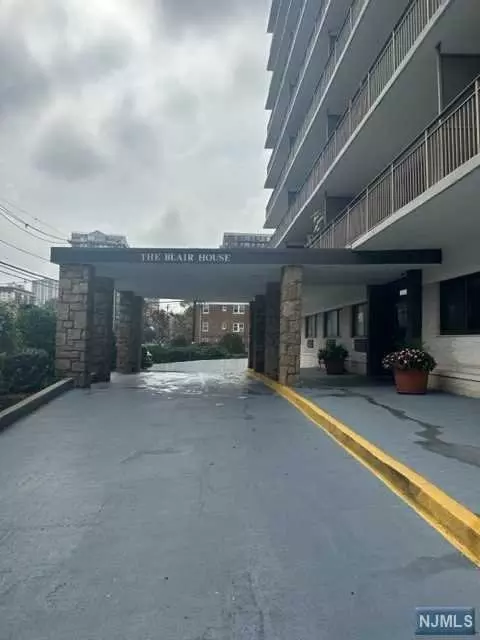 235 Prospect Ave #2G, Hackensack, NJ 07601 photo 1