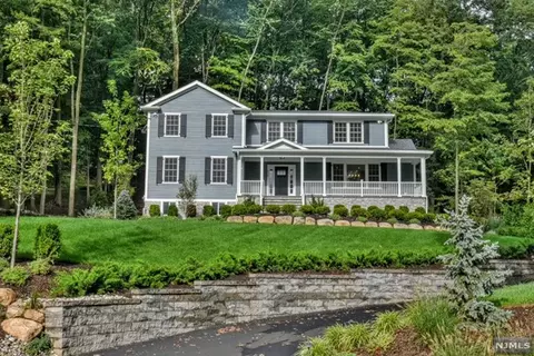 239 W Saddle River Rd, Saddle River, NJ 07458
