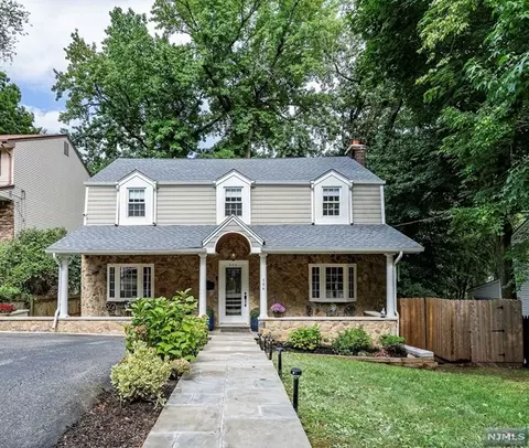304 Ross Ave, Hackensack, NJ 07601 photo 1