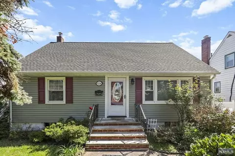 624 Spring Valley Rd, Maywood, NJ 07607