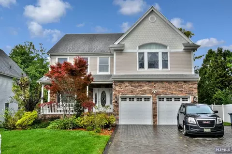 6 Wayne Ct, Waldwick, NJ 07463 photo 1