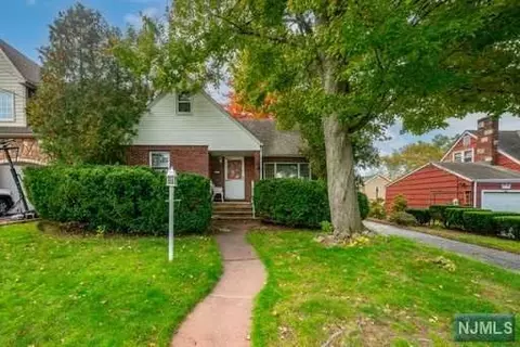 140 Bell Ave, Hasbrouck Heights, NJ 07604