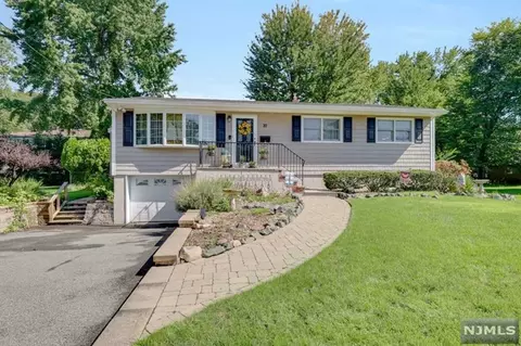 37 Palisade Ave, Cresskill, NJ 07626