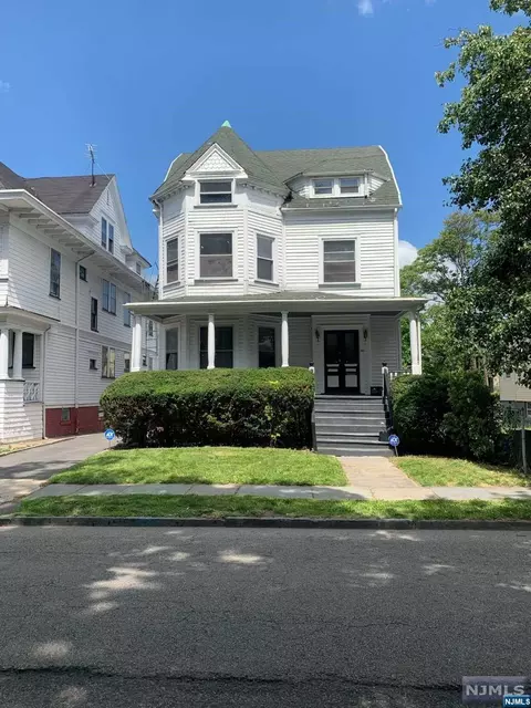 143 S Clinton St, East Orange, NJ 07018
