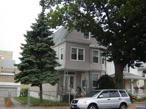 322 Devon St, Kearny, NJ 07032 photo 1