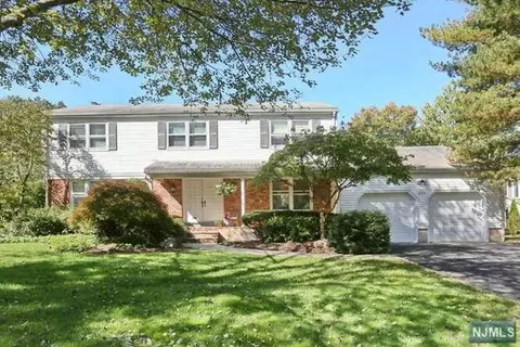 659 Drexel Rd, Paramus, NJ 07652 photo 1