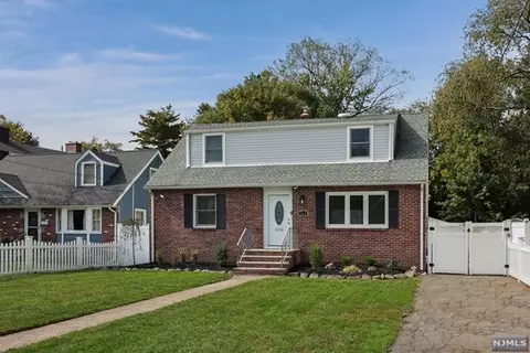 244 Tenafly Rd, Englewood, NJ 07631