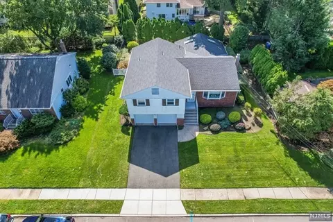 687 Schaefer Ave, Oradell, NJ 07649 photo 1