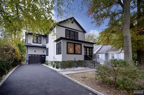 307 Elm Ave, Hackensack, NJ 07601