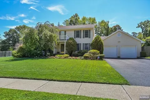 47 Herfort Rd, Wayne, NJ 07470 photo 1
