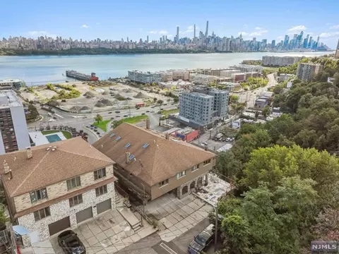 114 Pine St, Cliffside Park, NJ 07010