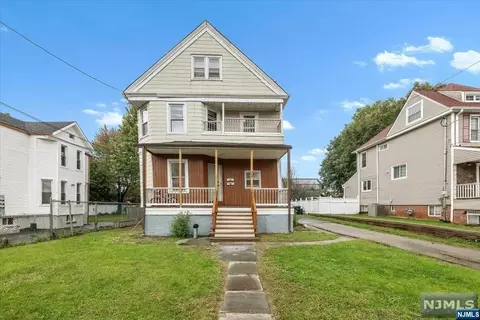 72 Maple Ave, Hackensack, NJ 07601 photo 1