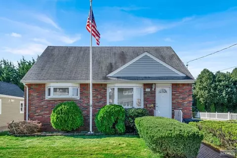 812 Morton St, East Rutherford, NJ 07073