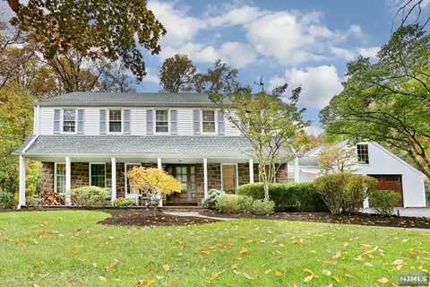 41 Longridge Rd, Montvale, NJ 07645