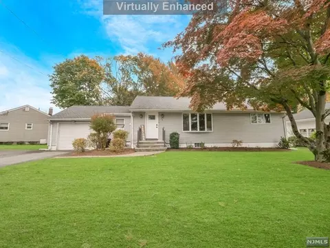 46 Judith Pl, Wayne, NJ 07470 photo 1