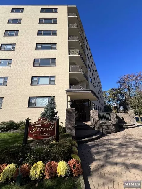 25 Grand Ave #6A, Hackensack, NJ 07601 photo 1