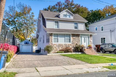 309 Highwood St, Teaneck, NJ 07666
