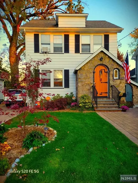 725 Stockton St, New Milford, NJ 07646