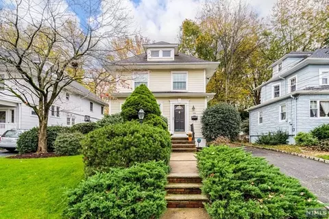 101 Poplar Ave, Hackensack, NJ 07601