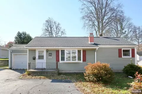 344 Oradell Ave, Paramus, NJ 07652 photo 1