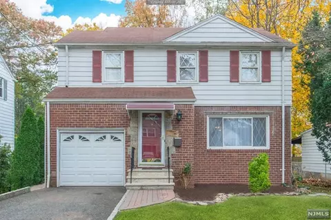 49 Stelling Ave, Maywood, NJ 07607