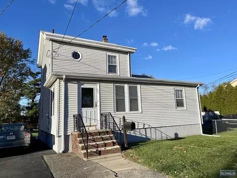 167 Van Riper Ave, Elmwood Park, NJ 07407