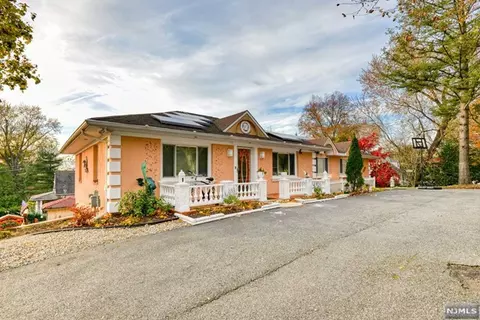 1083 Alps Rd, Wayne, NJ 07470 photo 1