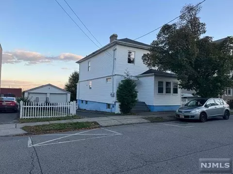 80-84 Forest St, Kearny, NJ 07032