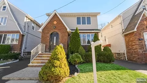 750 Jefferson Ave, Cliffside Park, NJ 07010